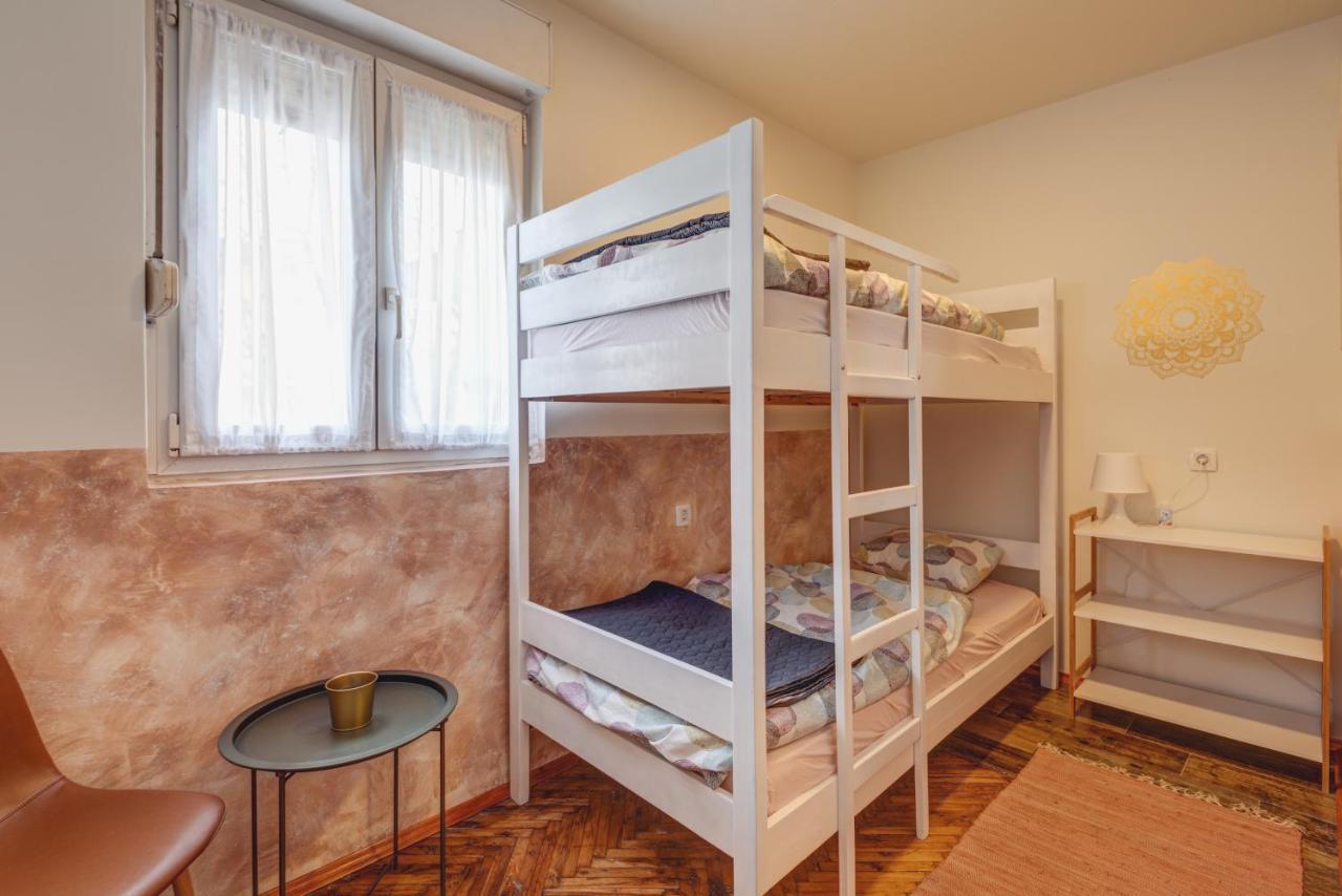 Q Podgorica Beds,Rooms And More Ngoại thất bức ảnh