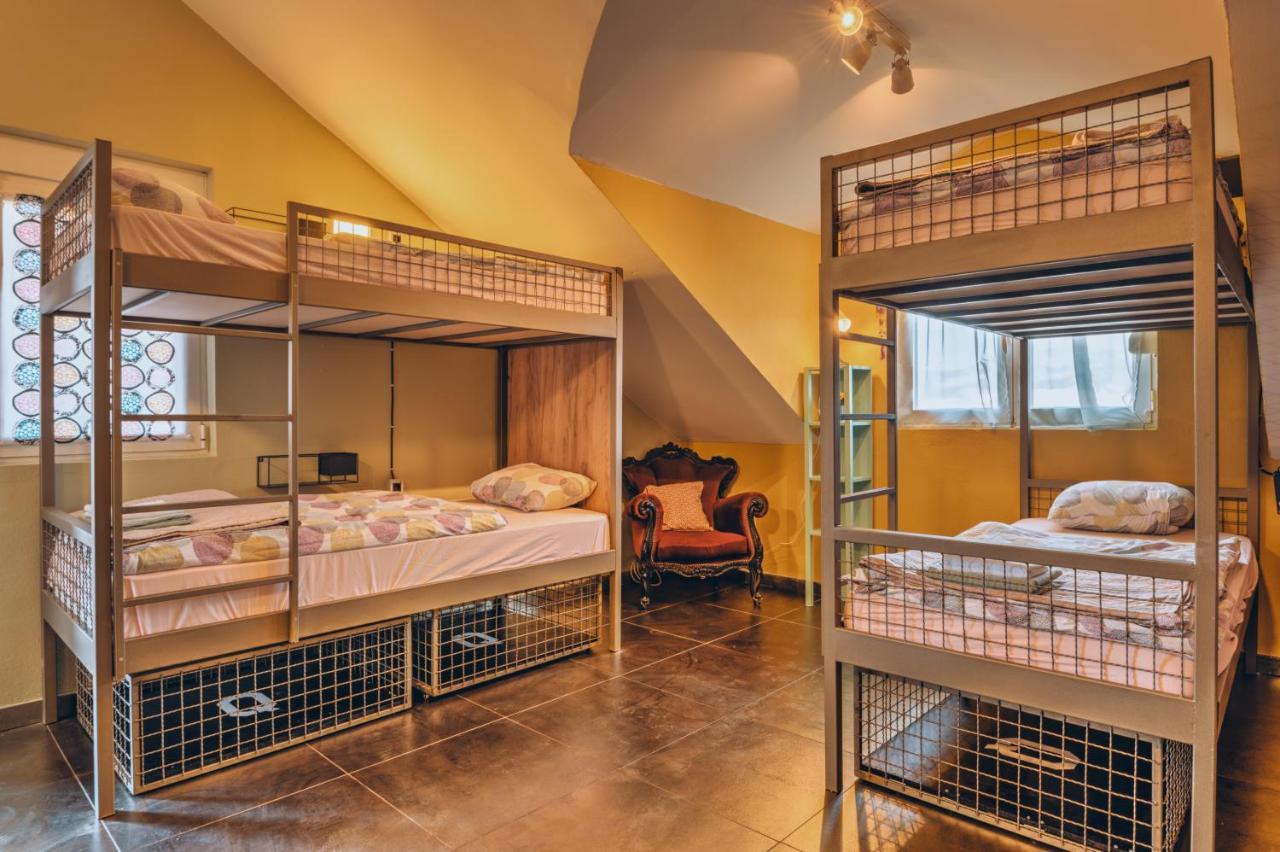 Q Podgorica Beds,Rooms And More Ngoại thất bức ảnh